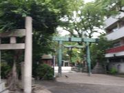 150717諏訪神社鳥居@エコカフェ.jpg